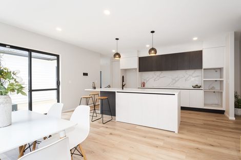 Photo of property in 4 Maraeariki Avenue, Orewa, 0931