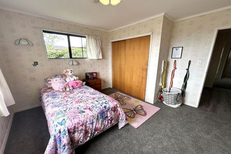 Photo of property in 131 Winara Avenue, Waikanae, 5036
