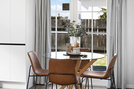 Photo of property in 15 Reeves Close, Fairview Downs, Hamilton, 3214