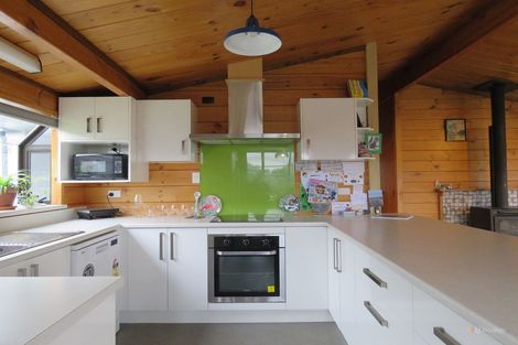 Photo of property in 50 Mckenzie Street, Geraldine, 7930