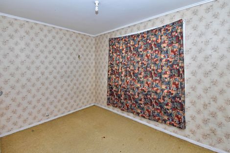 Photo of property in 7 Clendon Place, Manurewa, Auckland, 2102