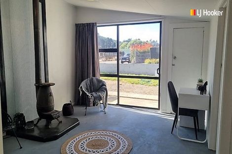 Photo of property in 1 Tiverton Street, Palmerston, 9430