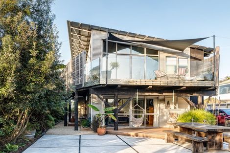 Photo of property in 12 Cliff Road, Tasman, Upper Moutere, 7173