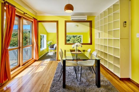 Photo of property in 10 Carleton Terrace, Tawa, Wellington, 5028