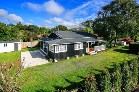 Photo of property in 16 Waitoki Road, Waitoki, Kaukapakapa, 0871