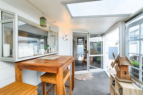 Photo of property in 44 Kaimanawa Street, Kelvin Grove, Palmerston North, 4414