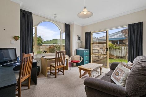 Photo of property in 35 Madison Avenue, Milson, Palmerston North, 4414