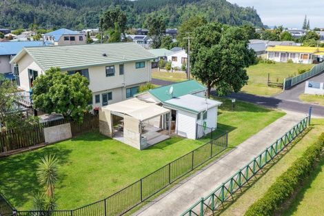 Photo of property in 211a The Square, Whangamata, 3620