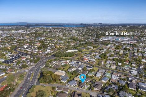 Photo of property in 1/4 Clare Place, Glenfield, Auckland, 0629