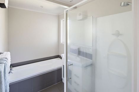 Photo of property in 17 Alastair Avenue, Owhata, Rotorua, 3010