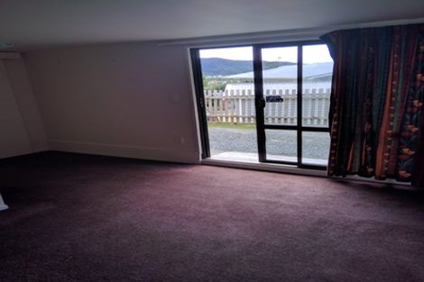 Photo of property in 23 Davis Grove, Wainuiomata, Lower Hutt, 5014