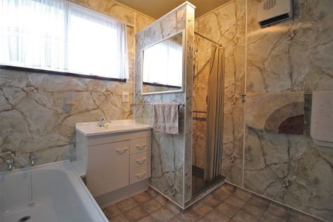 Photo of property in 1 Hart Place, Bridge Hill, Alexandra, 9320