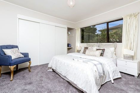 Photo of property in 2/21 Waiau Street, Torbay, Auckland, 0630