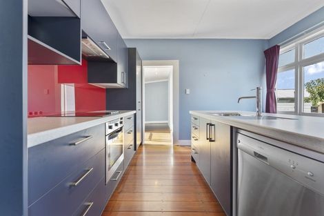 Photo of property in 2 Brunswick Road, Aramoho, Whanganui, 4500