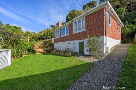 Photo of property in 121 Onslow Road, Khandallah, Wellington, 6035