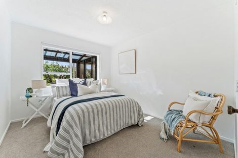 Photo of property in 1/20 Halldene Terrace, Red Beach, 0932