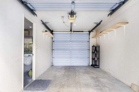 Photo of property in 14 Albizia Avenue, Henderson, Auckland, 0612