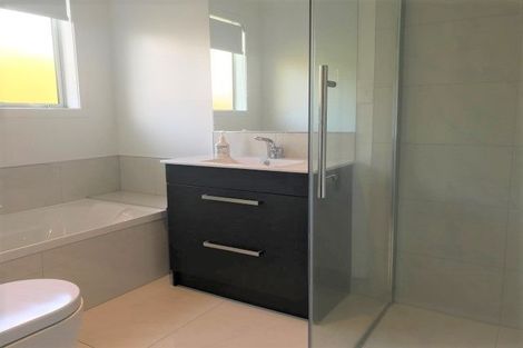 Photo of property in 35 Dayna Avenue, Ohauiti, Tauranga, 3112