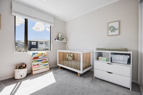 Photo of property in 7 Fairgray Lane, Red Beach, 0932