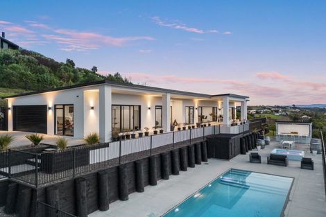 Photo of property in 42 Oceana Drive, Welcome Bay, Tauranga, 3175