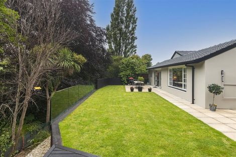 Photo of property in 6 Tuirau Place, Ilam, Christchurch, 8041