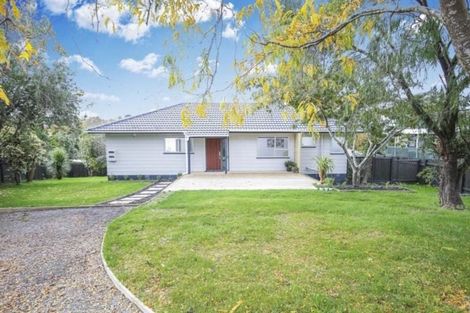 Photo of property in 8 Elizabeth Drive, West Harbour, Auckland, 0618