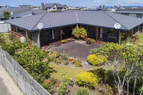 Photo of property in 106a Bream Bay Drive, Ruakaka, 0116