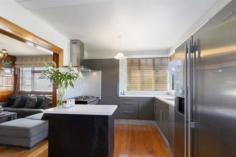 Photo of property in 40 Somerfield Street, Somerfield, Christchurch, 8024