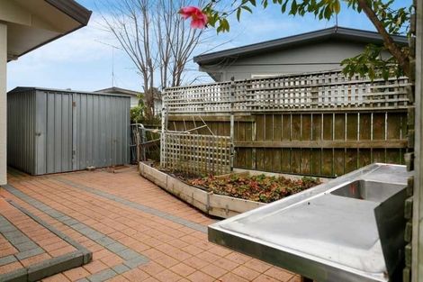 Photo of property in 4 Shera Street, Acacia Bay, Taupo, 3330
