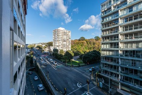 Photo of property in Terrace Heights Apartments, 6a/163 The Terrace, Wellington Central, Wellington, 6011
