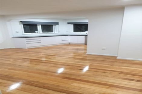 Photo of property in 61 Ocean View Road, Hillcrest, Auckland, 0627