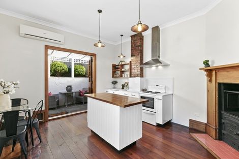 Photo of property in 80 Rolleston Street, Mount Cook, Wellington, 6021