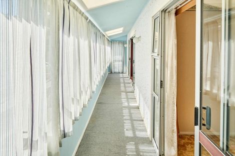 Photo of property in 5 Apple Terrace, Ranui, Porirua, 5024