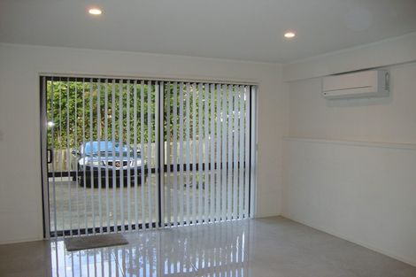 Photo of property in 1/36 Palliser Lane, Browns Bay, Auckland, 0630