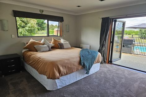 Photo of property in 94 Pohutukawa Drive, Levin, 5571