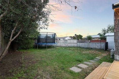 Photo of property in 4b Kimber Grove, Papamoa Beach, Papamoa, 3118