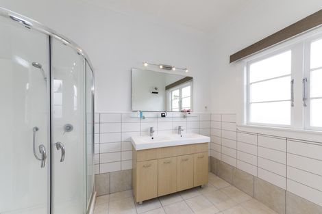 Photo of property in 308 Ferguson Street, Palmerston North, 4410