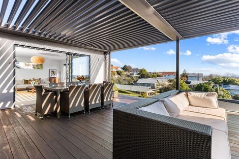 Photo of property in 19 Gwynfa Avenue, Cashmere, Christchurch, 8022