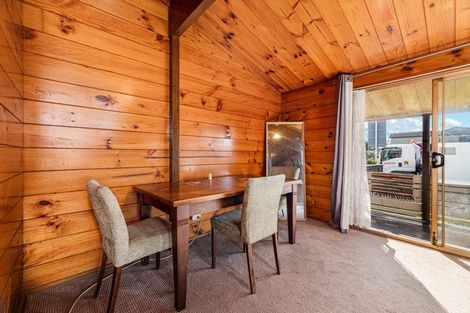 Photo of property in 1 Norman Spencer Drive, Papatoetoe, Auckland, 2104