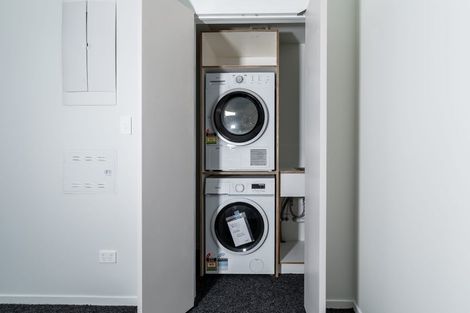 Photo of property in 7/2 Moor Avenue, Te Atatu Peninsula, Auckland, 0610