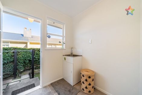 Photo of property in 2/12 Bridge Street, Melling, Lower Hutt, 5010