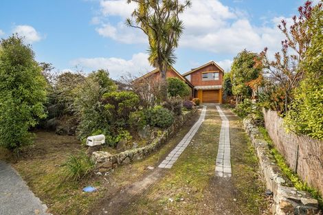 Photo of property in 5 Larch Court, Kelvin Heights, Queenstown, 9300