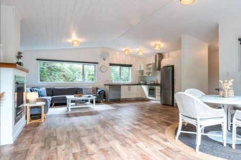 Photo of property in 17 Glen Brook Road, Omiha, Waiheke Island, 1081