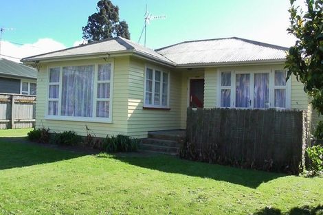 Photo of property in 87 Brandon Street, Featherston, 5710
