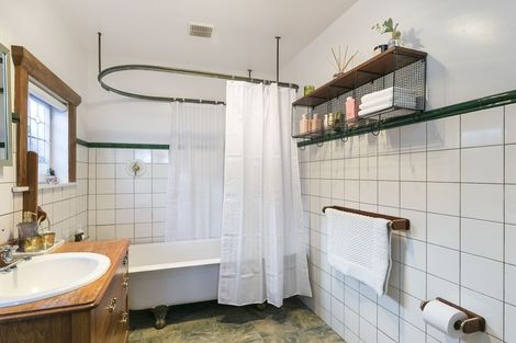 Photo of property in 50 Bridge Street, Rongotai, Wellington, 6022