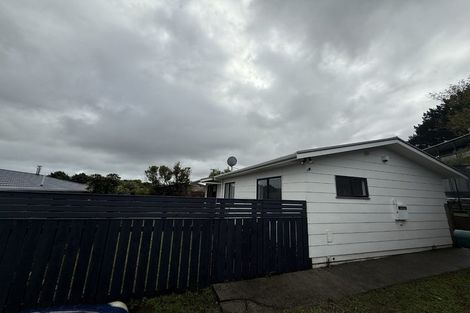 Photo of property in 1/20 Mandeville Crescent, Grenada Village, Wellington, 6037