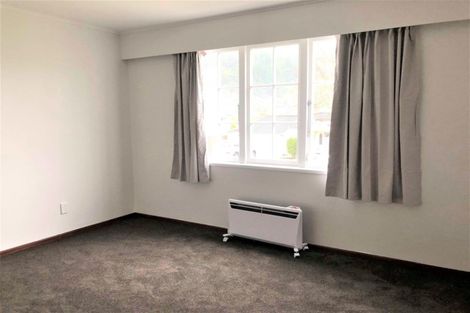 Photo of property in 27 Sunbrae Drive, Silverstream, Upper Hutt, 5019