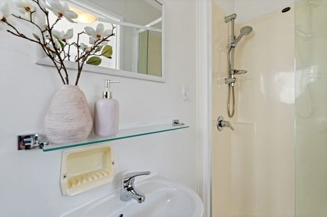Photo of property in 31 Shakespear Road, Army Bay, Whangaparaoa, 0930