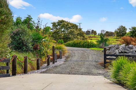 Photo of property in 252 Oneriri Road, Kaiwaka, 0573