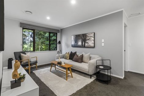 Photo of property in 129b Rangatira Road, Beach Haven, Auckland, 0626